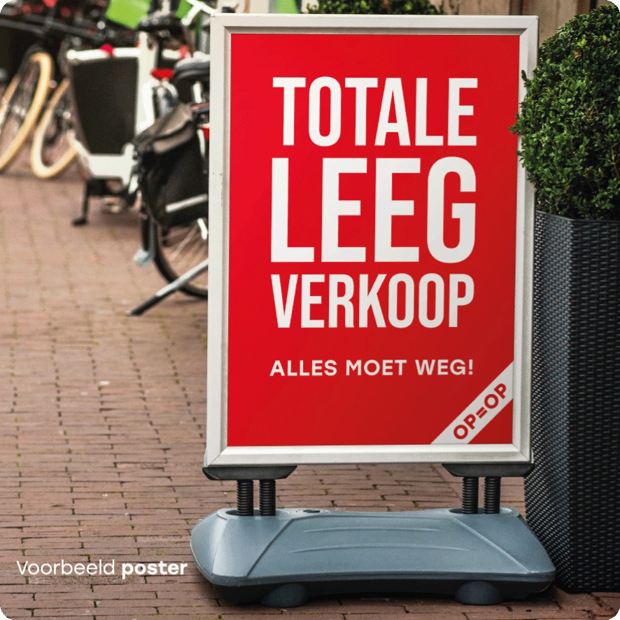 Voorbeeld 'Totale Leegverkoop' poster stoepbord