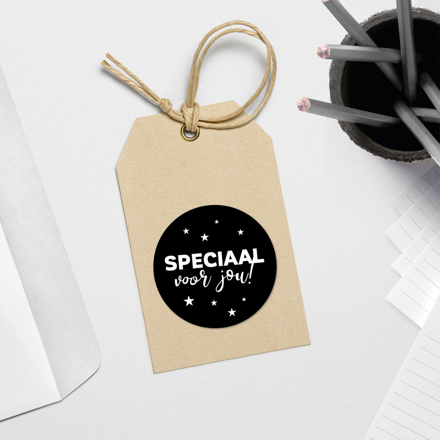 Sticker 'Speciaal voor jou' sterretjes zwart rond hangtag