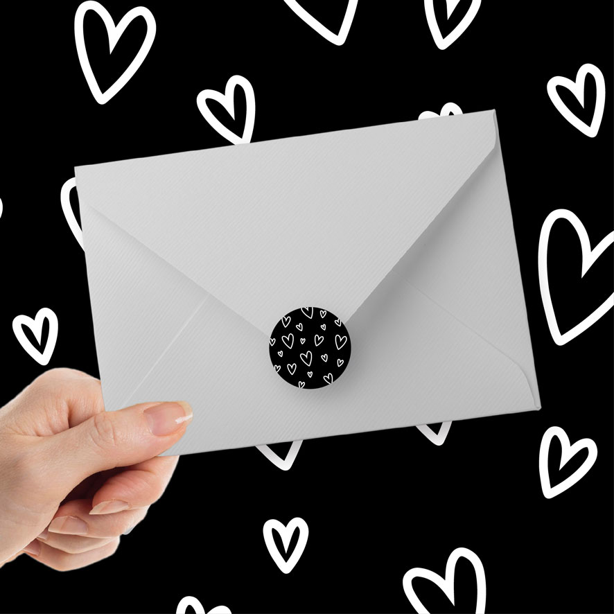 Sticker 'Hartjes' lijnen zwart rond patronen envelop