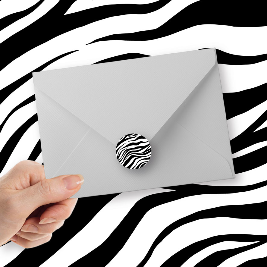 Sticker 'Zebra print' rond zwart/wit rond patronen envelop